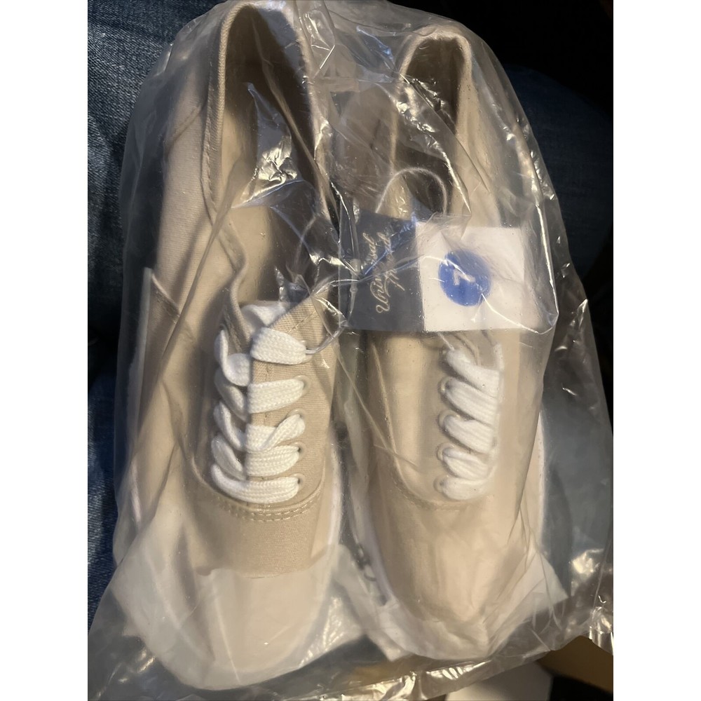 Universal Thread Lunea Canvas Apparel Sneakers Size 7 Light Tan Lace Up